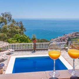 Villa Vistas Nerja by Ruralidays