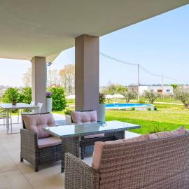 LAGOBALDO Apartments - Regarda Travel