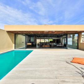 Magnifique Loft Rooftop et piscine 5 chambres 12 personnes