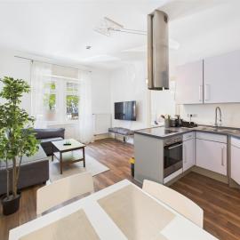 Zentrales Apartment im Westend I Küche I Balkon