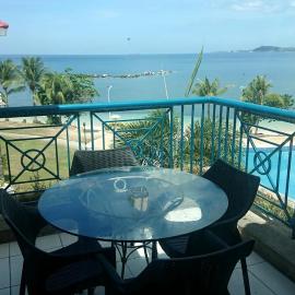 Nasugbu Resort, Beachfront Condo in Canyon Cove A1-301