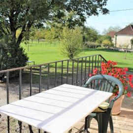 Charmante maison avec cheminée et jardin clos au cœur du Périgord