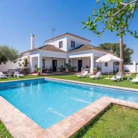 Casa rural Pozo Viejo, hotel em Marchena