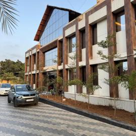 Hotel Prince Garden Daman, hotel en Daman