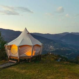 Glamping Tago, hotel sa Khulo