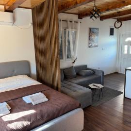 Airport apartments Jelena