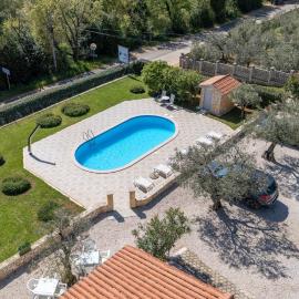 Casa Jelena with Shared Pool