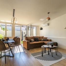 Le Patio - Spacieux T3 avec climatisation et jardin privatif, hotel v destinaci Bergerac