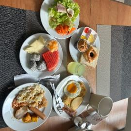 Nirvana Rooms near Mall Road, hotel u gradu 'Shimla'