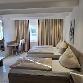 Viesnīca Bach Hotel pilsētā Porta Vestfāliza