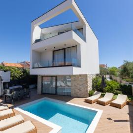 Luxury Villa Favela - Modern design - Heated pool - Stunning Sea view