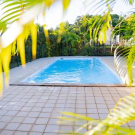 Aimeelie - spacieux T3 avec piscine, terrasse, idéal famille, calme et lumineux, hotel en Lamentin