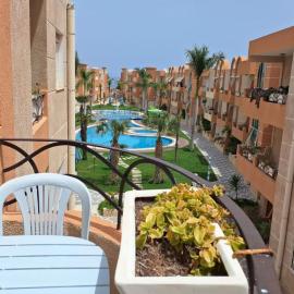 S1 vue piscine résidence les dunes, Hotel in Hammam Sousse