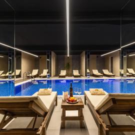 Sunny side Wellness Resort & Spa - Cascade, hótel í Bečići