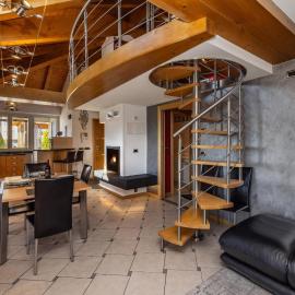 Villa Azzurra, Cloz Ospitar, hotel a Cloz