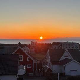 Havbris apartment with sea view in Borhaug, Farsund, hotel i Borhaug
