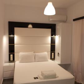 Spiros Rooms, hotel a Kastrosikia