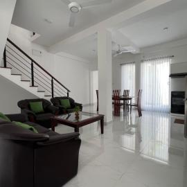 Tranquara Battaramulla - 3 mts walking to Overseas School of Colombo, hotel a Battaramulla