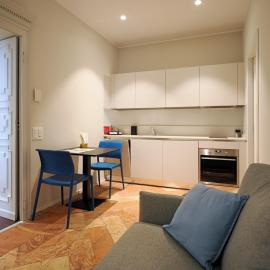 Appartamento Moon and Stars 7, hotell i Muralto