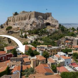 Three Bedroom Villa Plaka by Idiosyncrasy Collection، فندق في أثينا