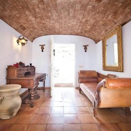Villa Can Gavarres, hotel i Bell-Lloch
