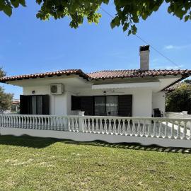 Elfeko Cottage