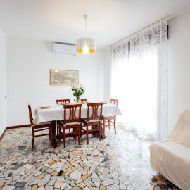 Liviana Apartment Venice- Spacious,Free Parking,Easy Access to Venice، فندق في مارغيرا