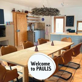 PAULIS cozy 4-bedroom vacation home - with 4 bathrooms sun terrace & sauna, nice to hike & bike, to chil & meet, Hotel in Büllingen