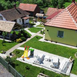 Čajića avlija, hotelli kohteessa Obrenovac