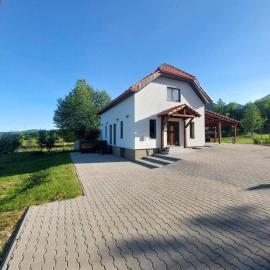 Cabana Gap House, hotel sa Colţeşti