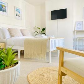 Light house loft, hotel in Poole