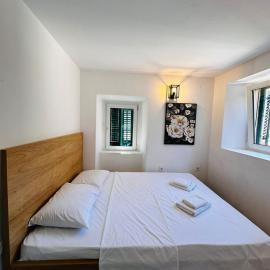 2 Charming Apartment in Kotor Old Town