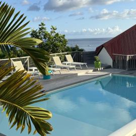 Le Jardin des Ilets – hotel w mieście Bouillante