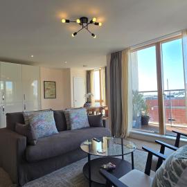 Spacious seaside apartment with terrace, Kemptown