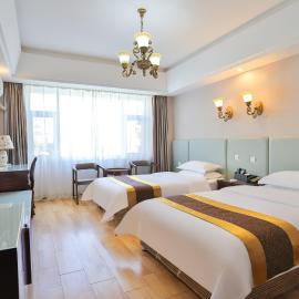 Chaogu Hotel, hotel di Changchun