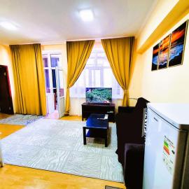 Casa de Raduga West, hotelli kohteessa Koshkolʼ