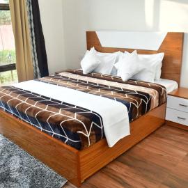 Aroma Green Farm Manesar with Pool, hotel v destinaci Bahora
