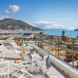 Hotel Tritone, hotel v destinácii Laigueglia