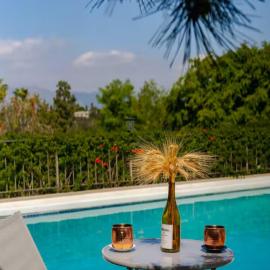 Hillside Retreat Heated Pool & Jacuzzi with Valley Views