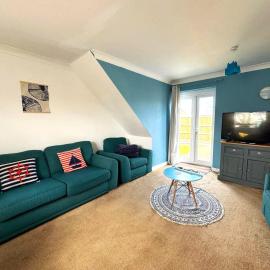Fun family dog friendly Norfolk coast beach house