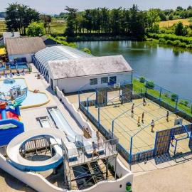 ZEcamping 4 étoiles piscine couverte club enfant sauna et hammam pet friendly