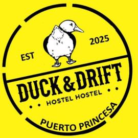 Duck & Drift - a Sleeper Hostel - Just 1,7km from Airport – hotel w mieście Puerto Princesa