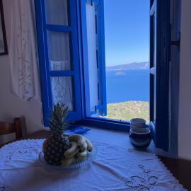 Emporios Traditional Sea View House, hotel a Emporeiós