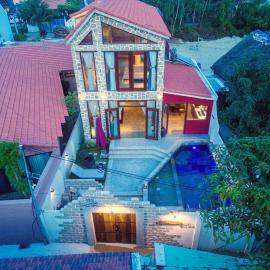 La Rocca An Bang Beach: An Bàn (2) şehrinde bir otel