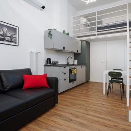 NEW - Loft 4 pax - 50m from Metro - Private Entry