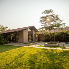 Tropica, Hotel in Nandigunda