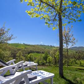 Riserva del Frignano, Giardino e vista Appennino