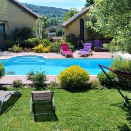 Charmants studios "Le Nid de Lou" et "Le Cocon de Théo" à Rosheim, hotel en Rosheim
