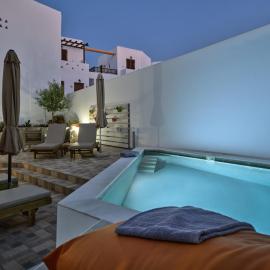 Colors In Naousa - House for 6 people IN the city of Naousa Paros