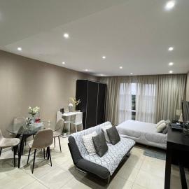 Luxury Loft Condominiums Hotel Wyndham Nordelta, готель у місті Бенавідез